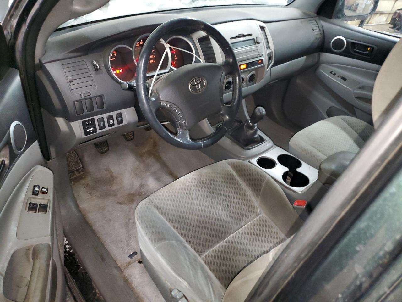 2009 Toyota Tacoma - Image 8