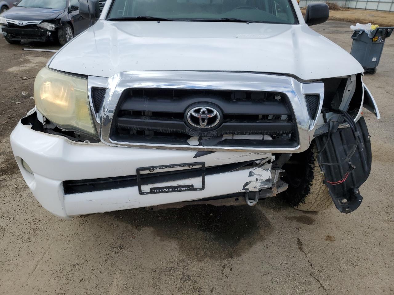 2005 Toyota Tacoma - Image 12