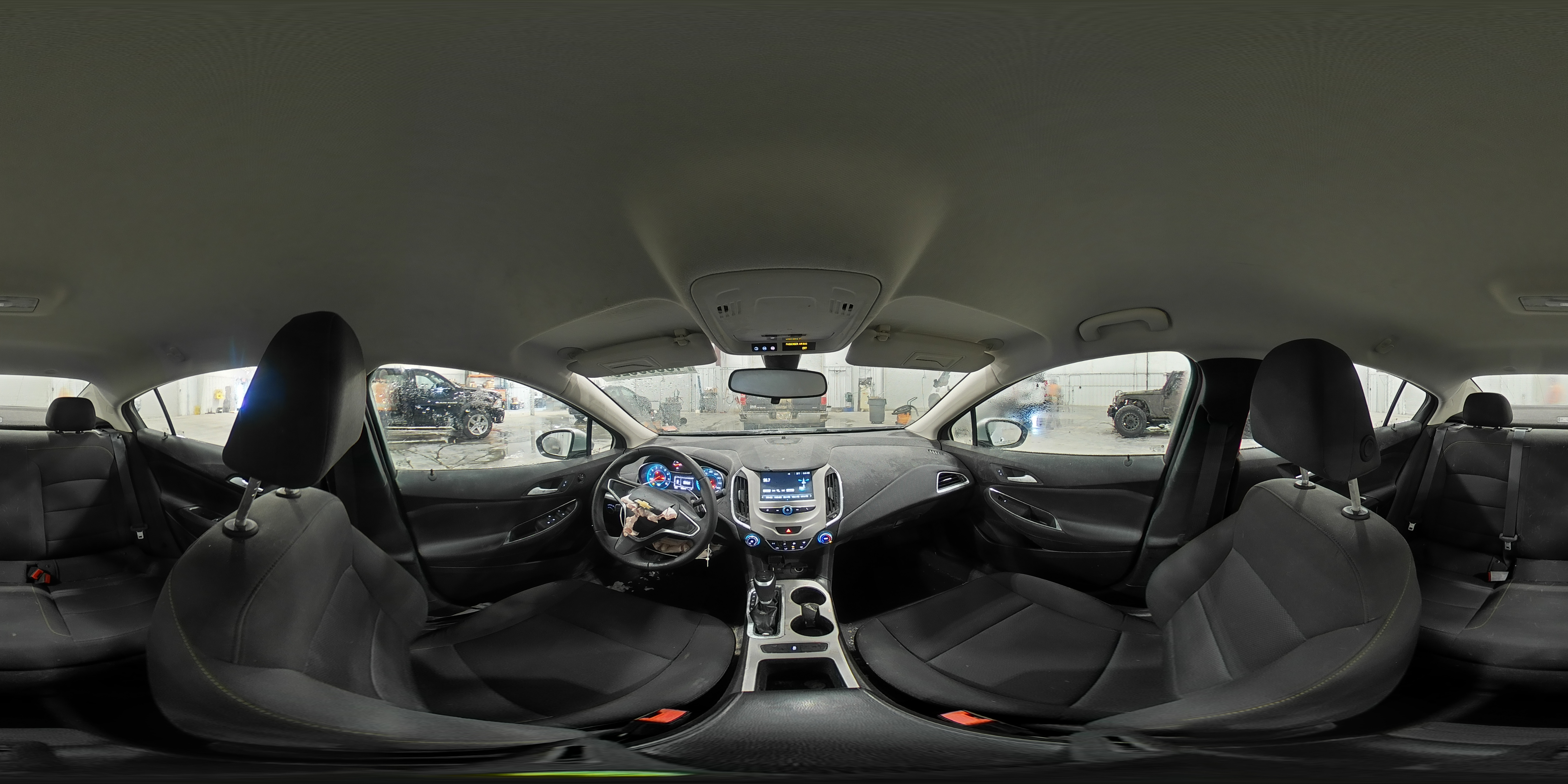2018 Chevrolet Cruze - Image 13