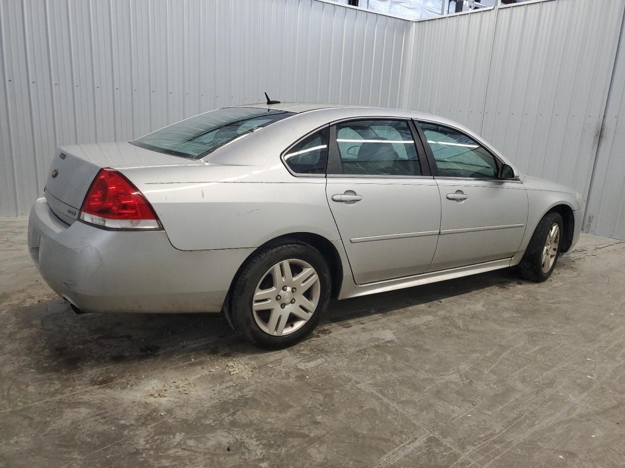 2016 Chevrolet Impala - Image 3