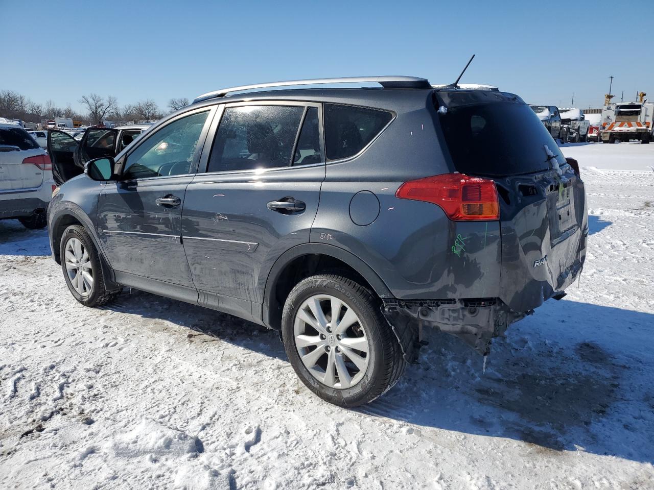 2015 Toyota RAV 4 - Image 2