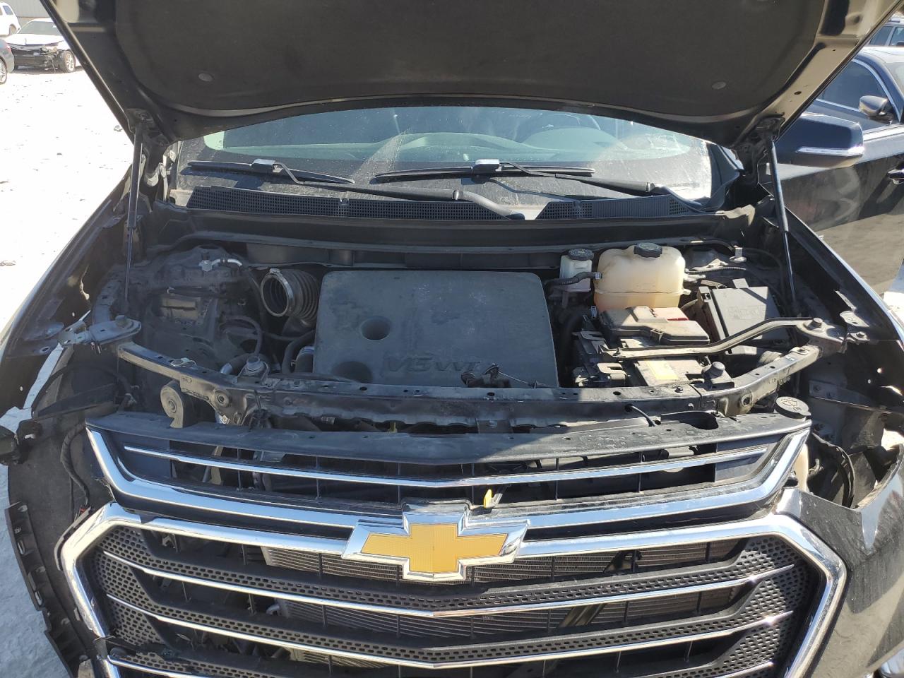 2021 Chevrolet Traverse - Image 12