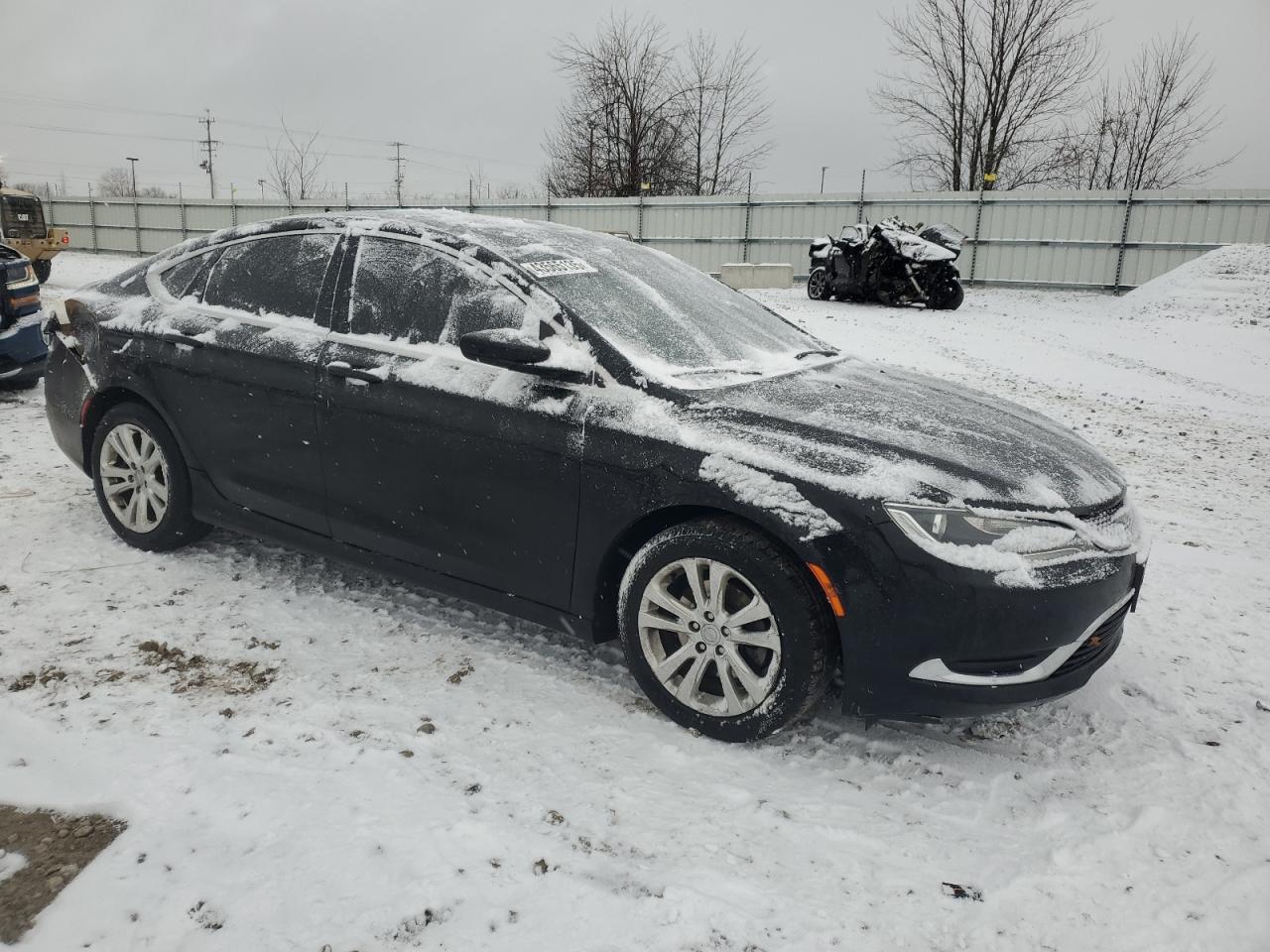2016 Chrysler 200 - Image 4