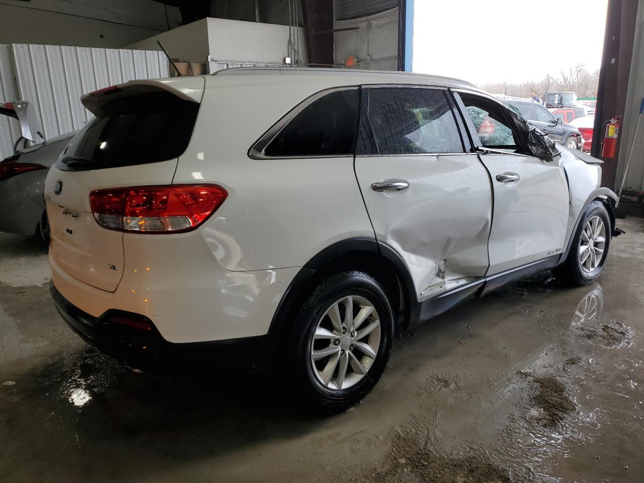 2016 Kia Sorento - Image 3