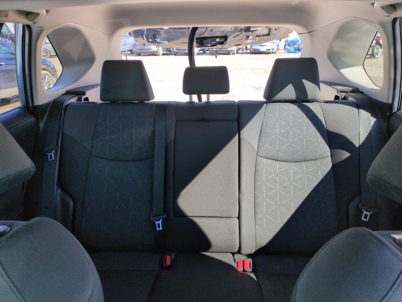 2023 Toyota RAV 4 - Image 10