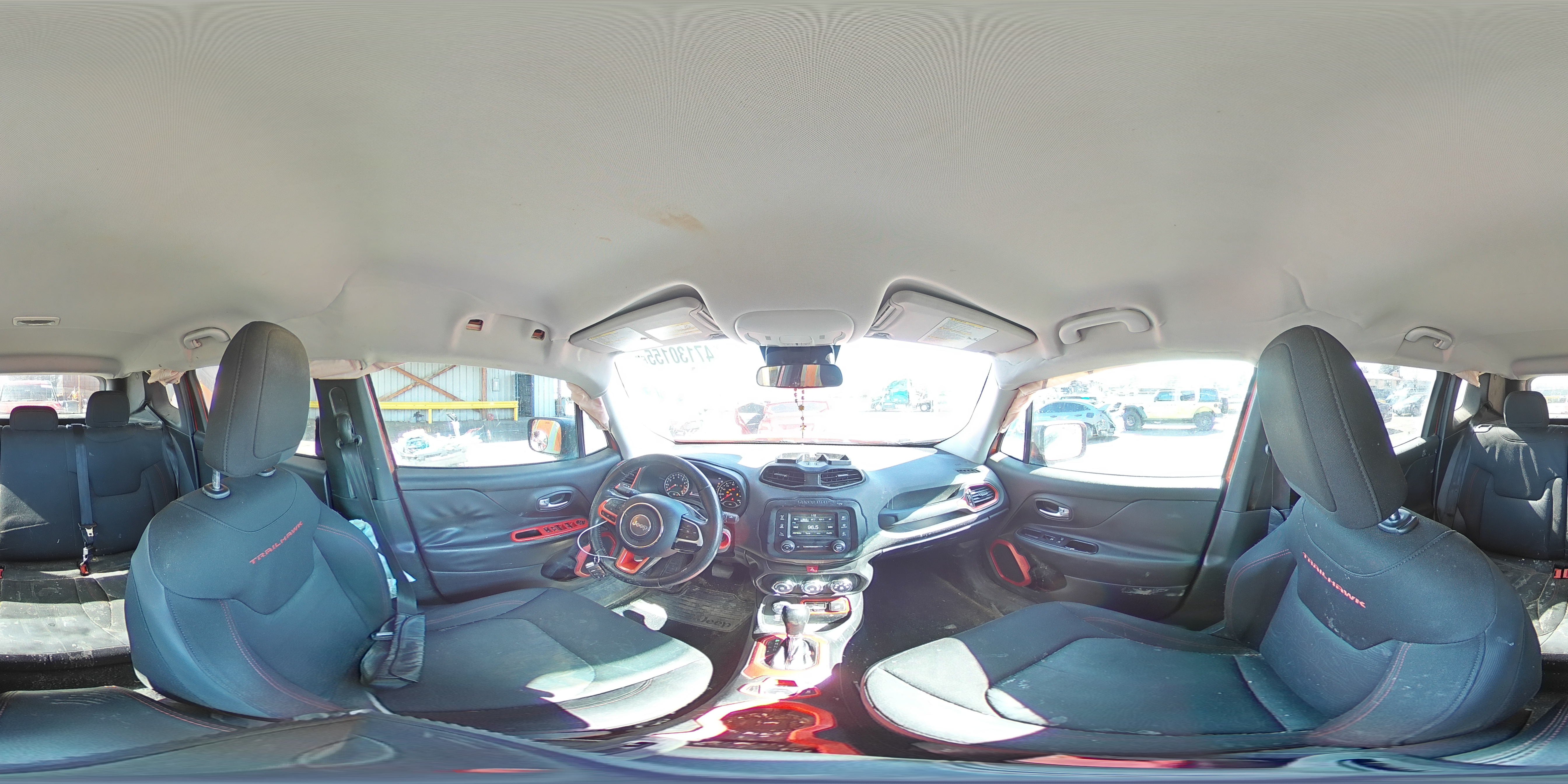 2016 Jeep Renegade - Image 14