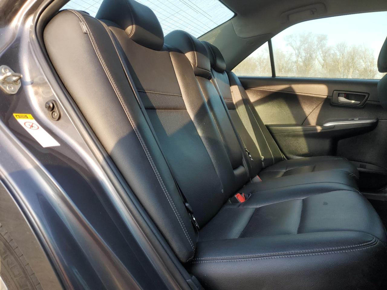 2013 Toyota Camry - Image 10