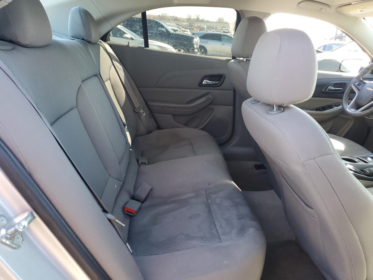2015 Chevrolet Malibu - Image 10