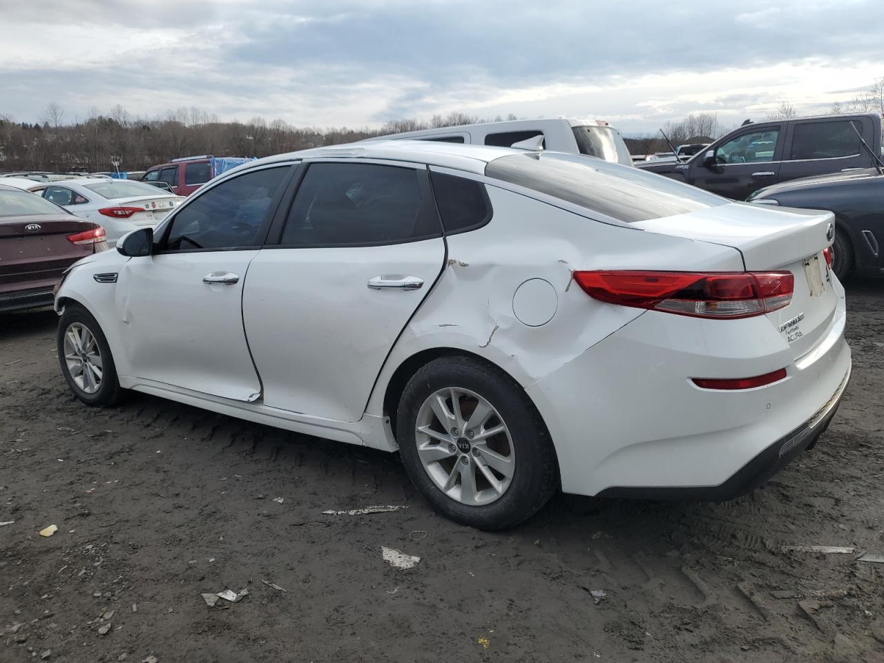 2019 Kia Optima - Image 2