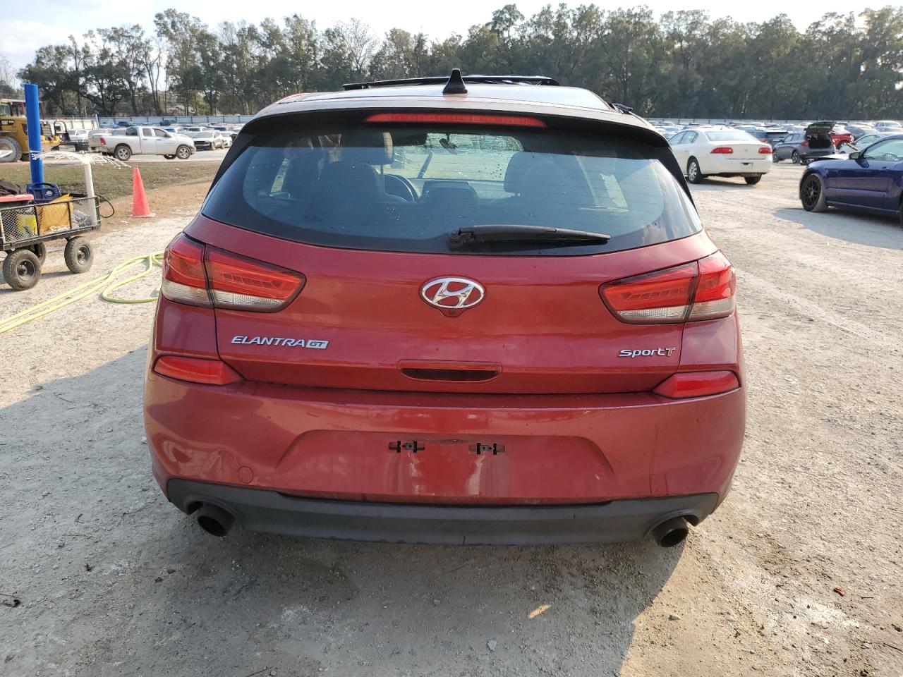 2018 Hyundai Elantra - Image 6