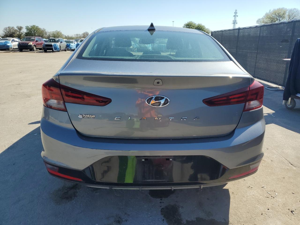 2019 Hyundai Elantra - Image 6