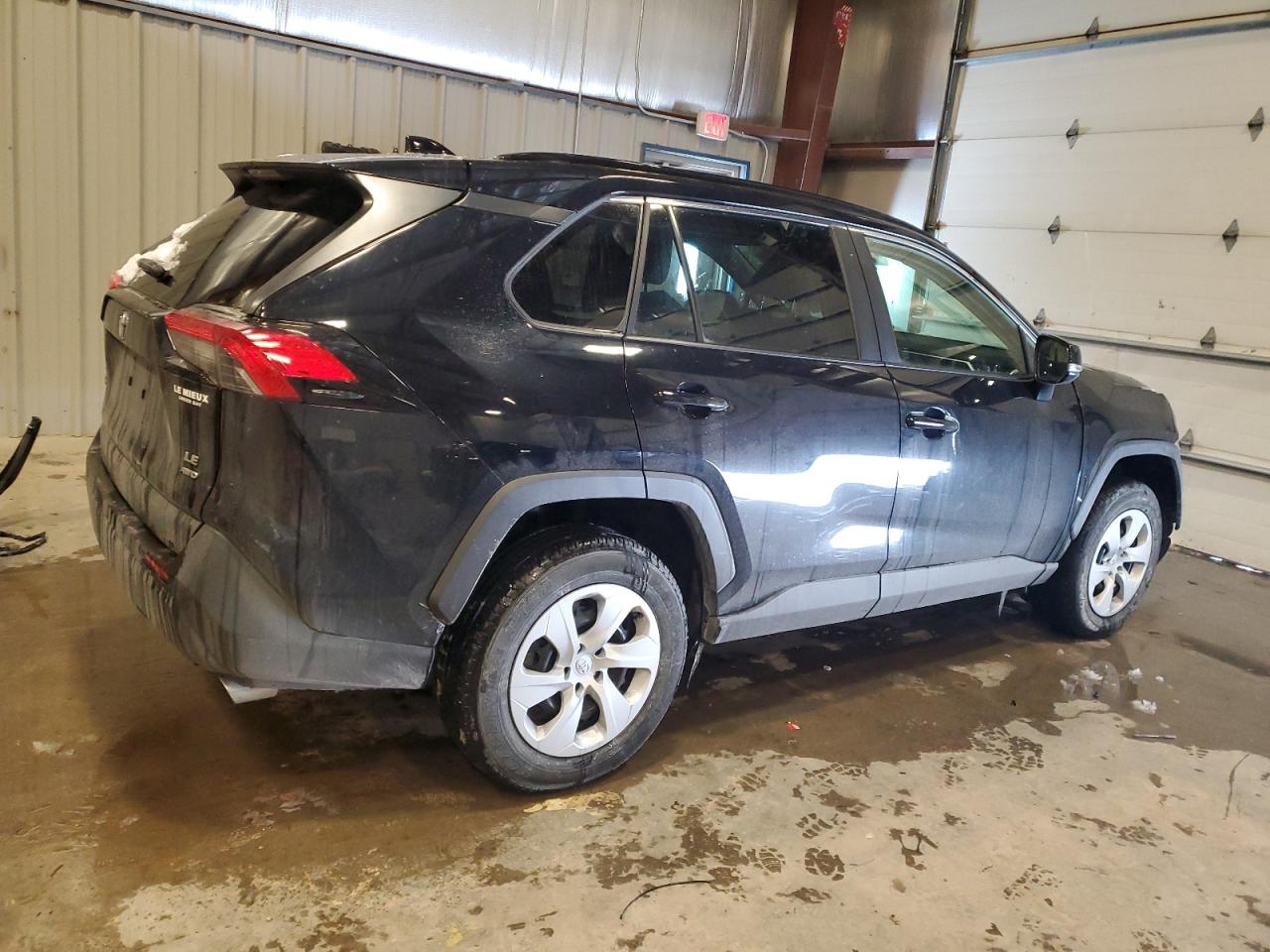 2019 Toyota RAV 4 - Image 3