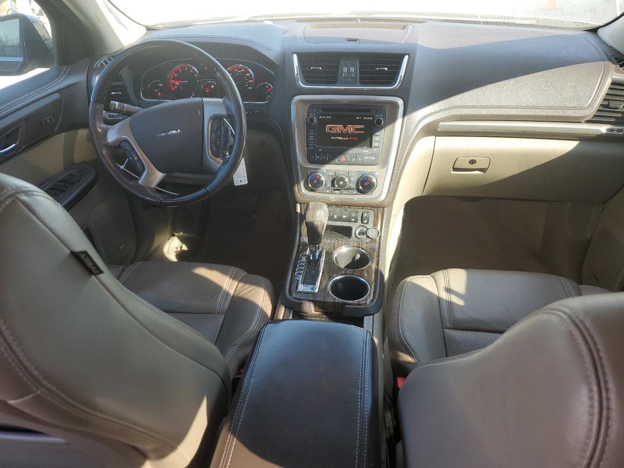 2014 GMC Acadia - Image 8