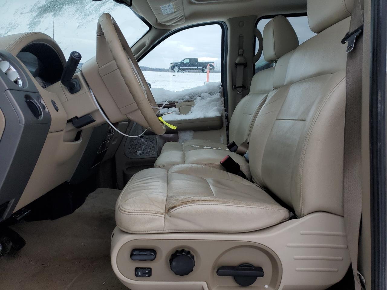 2004 Ford F-150 - Image 7