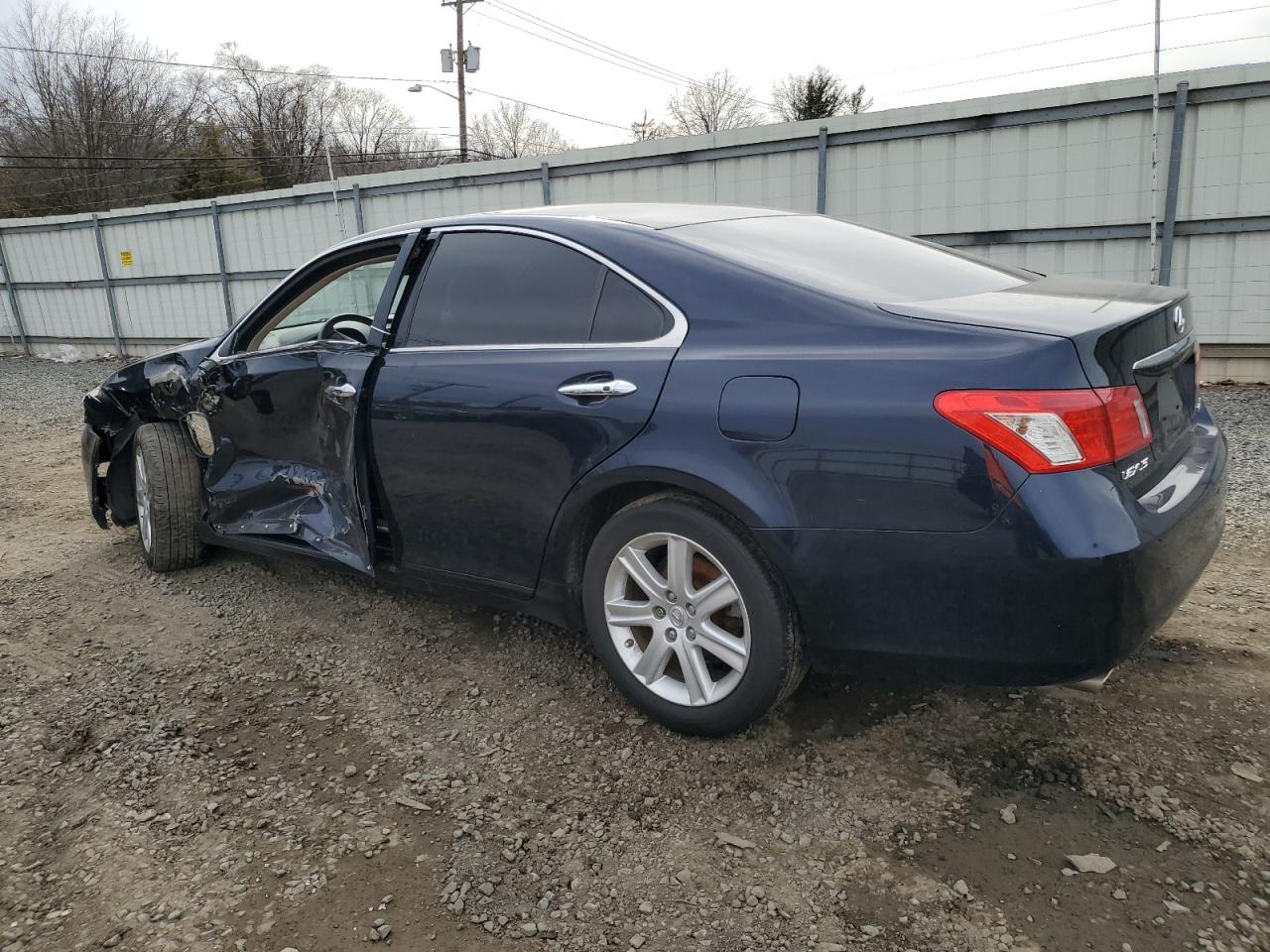 2008 Lexus ES - Image 2
