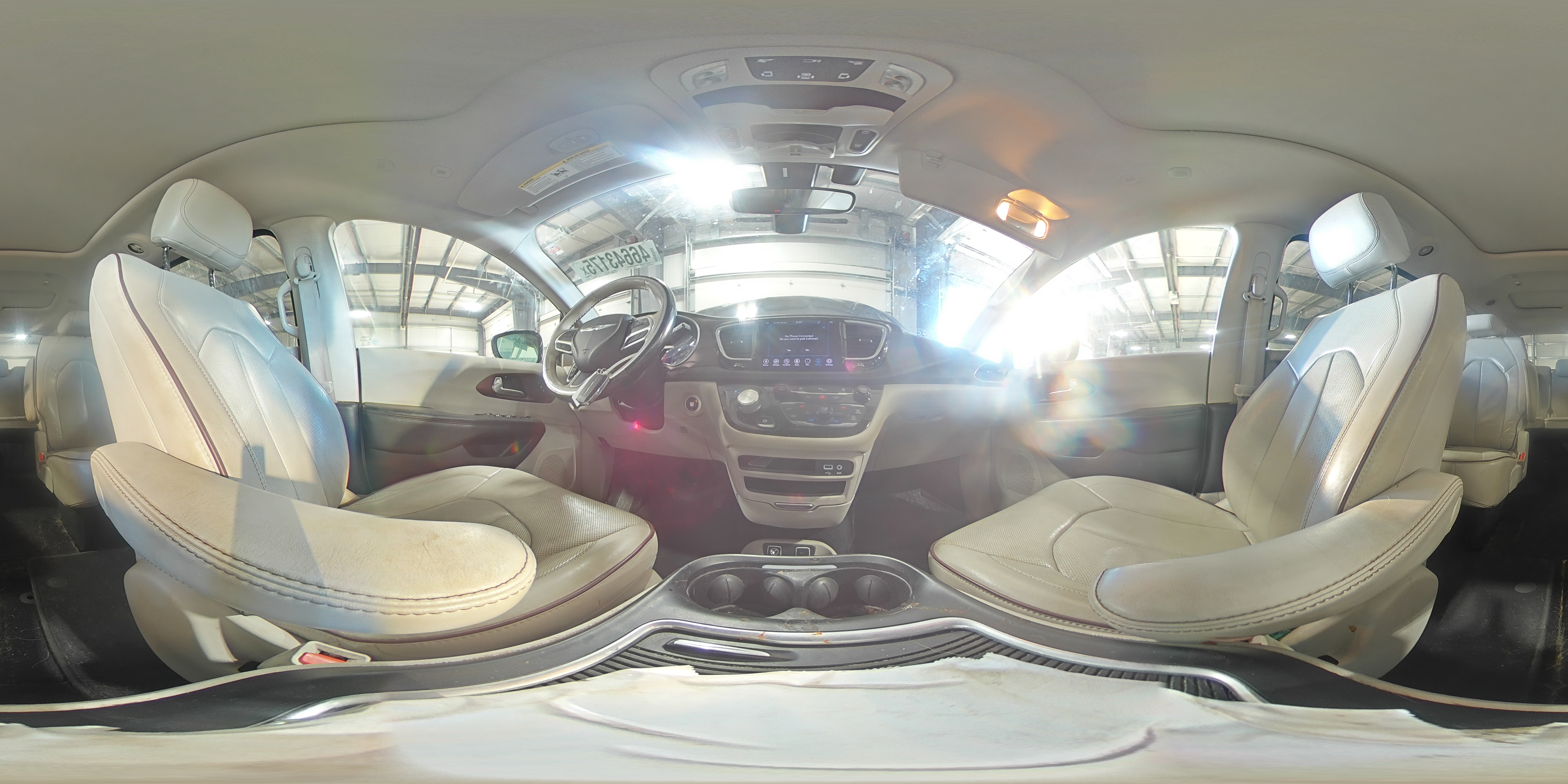 2020 Chrysler Pacifica - Image 16