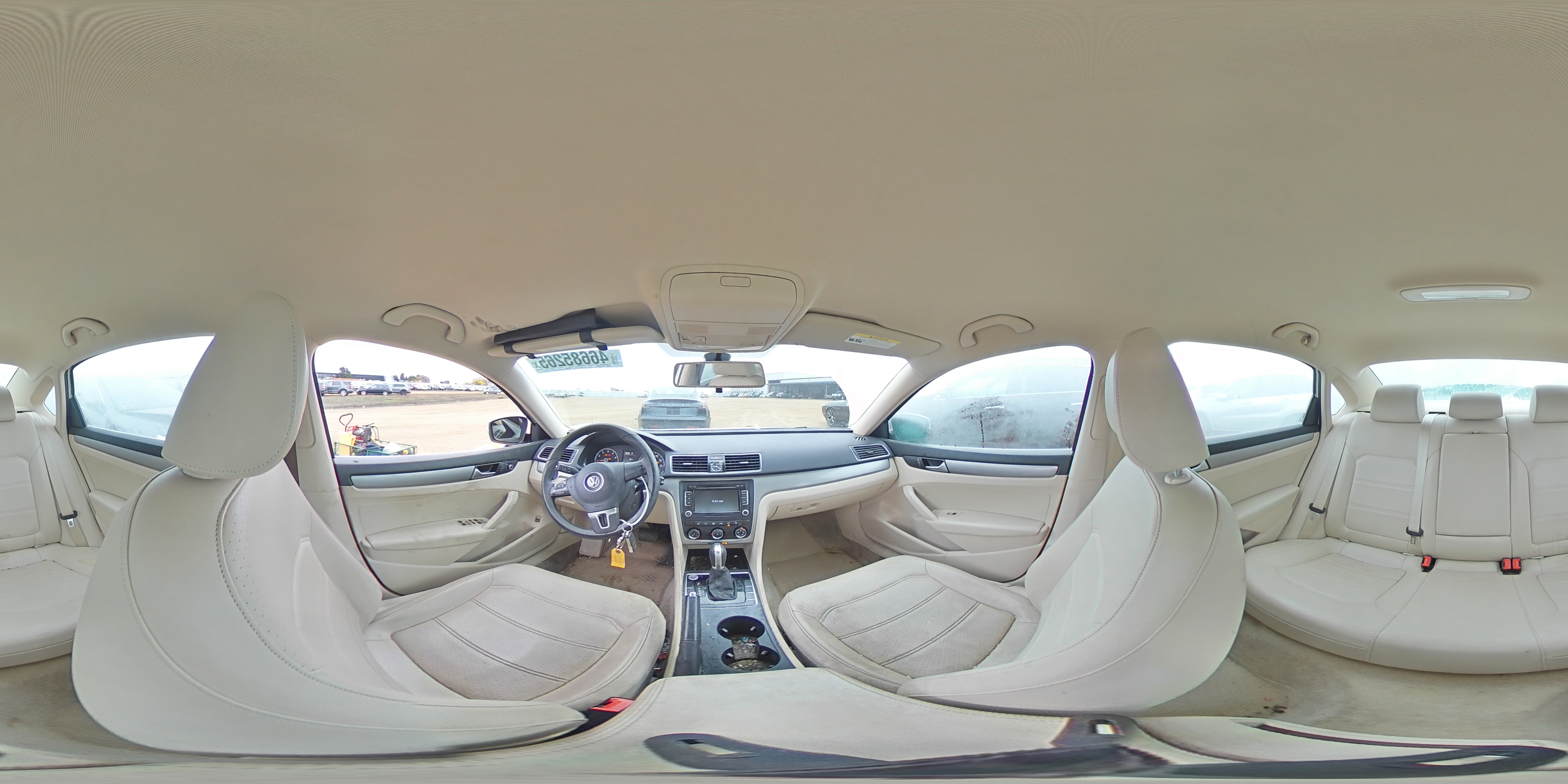 2015 Volkswagen Passat - Image 13