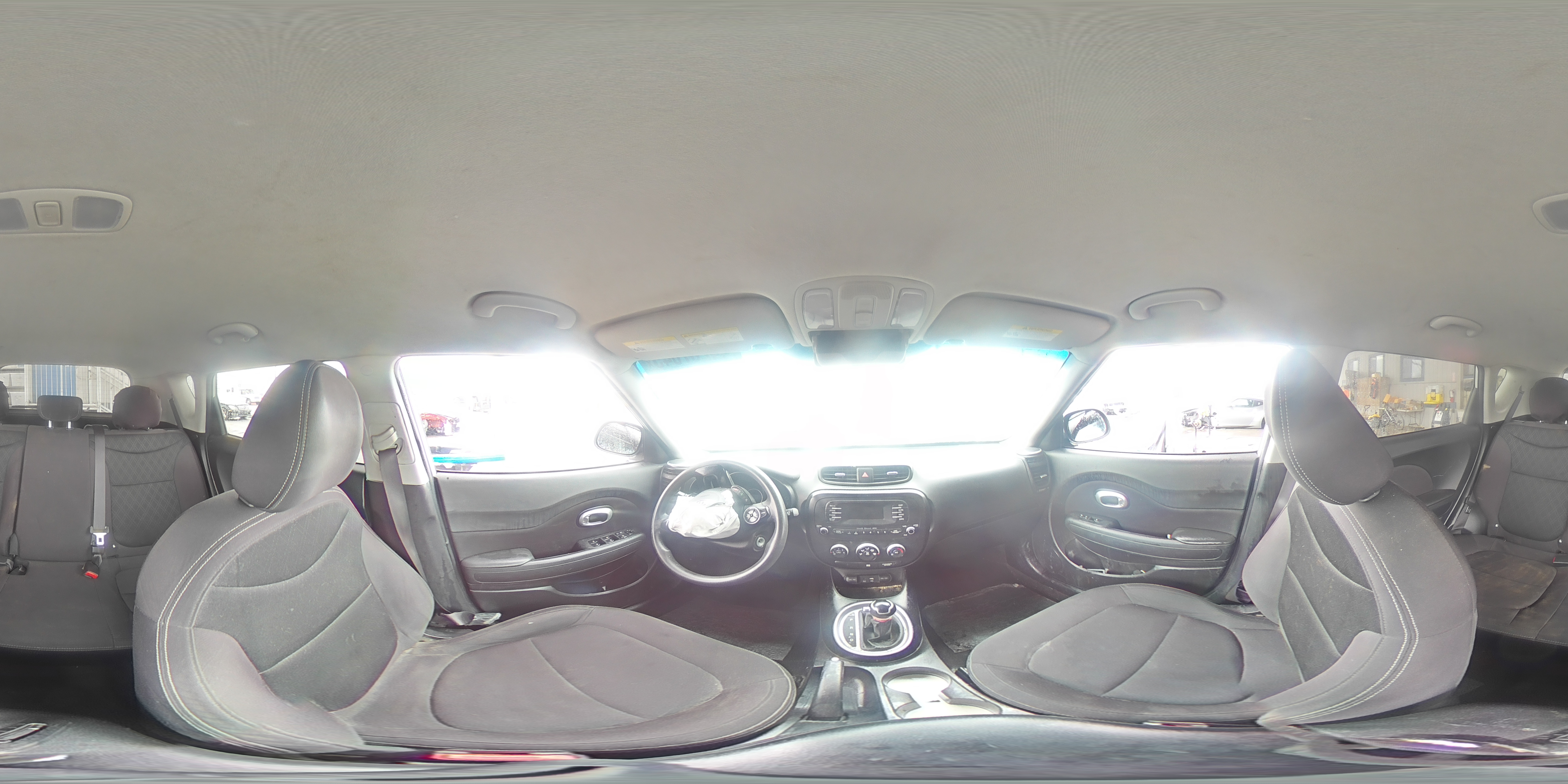 2015 Kia Soul - Image 12