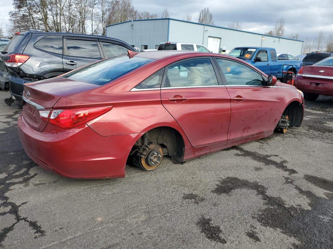 2013 Hyundai Sonata - Image 3