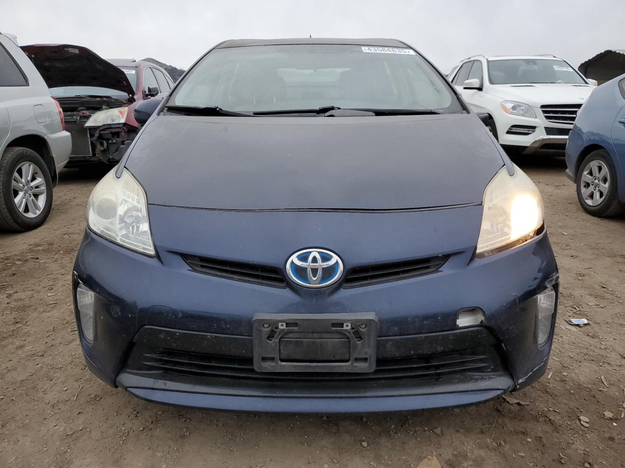2015 Toyota Prius - Image 5