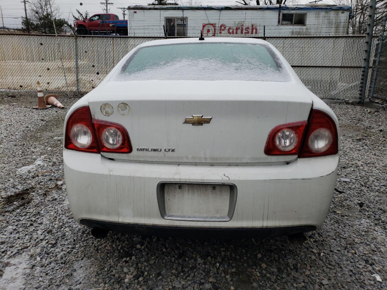 2010 Chevrolet Malibu - Image 6