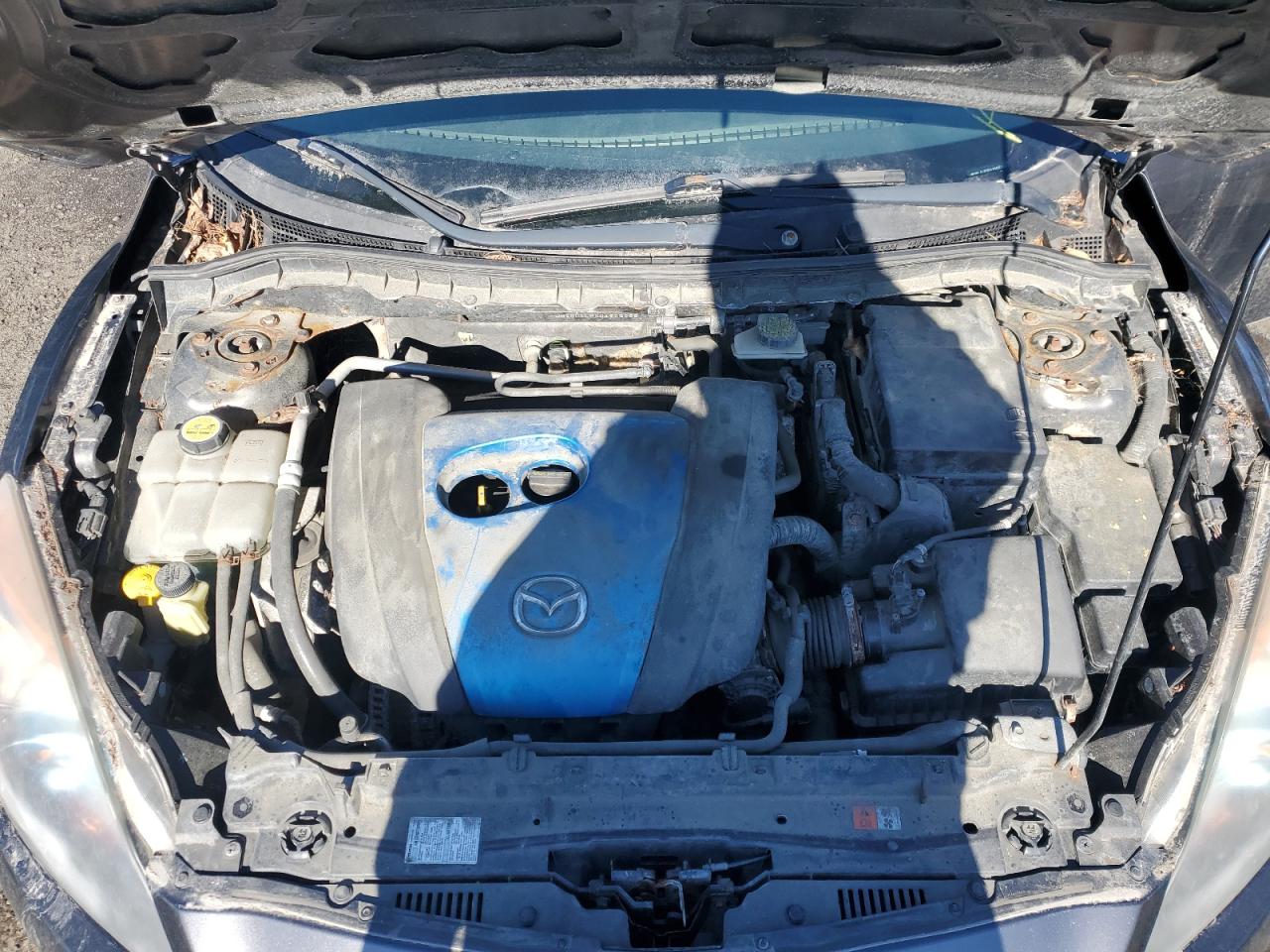 2013 Mazda 3 - Image 11