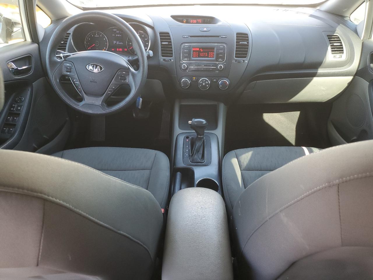 2015 Kia Forte - Image 8