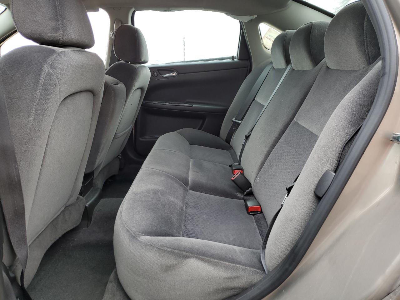 2007 Chevrolet Impala - Image 11