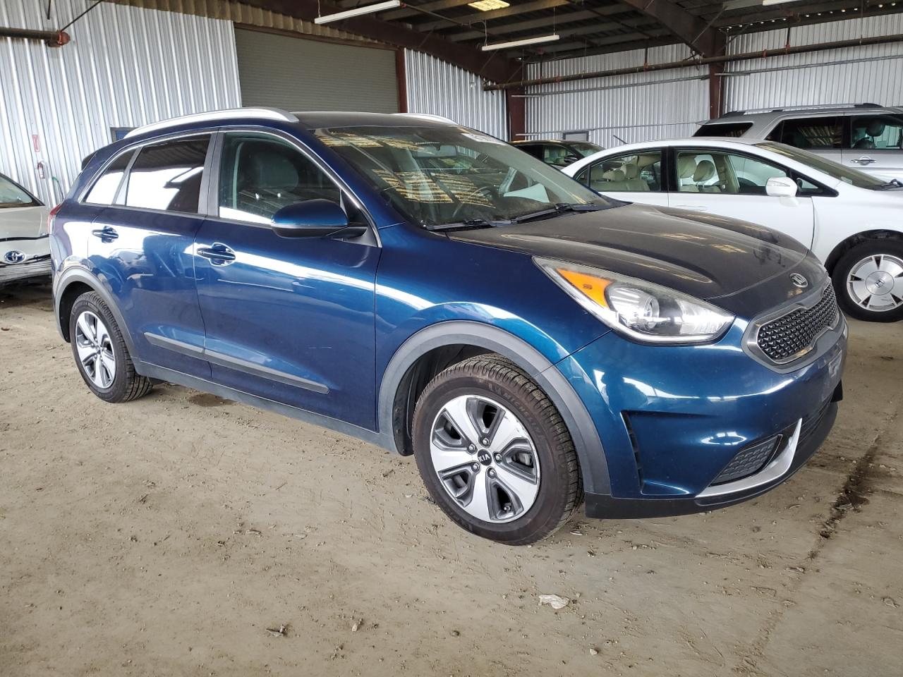2017 Kia Niro - Image 4