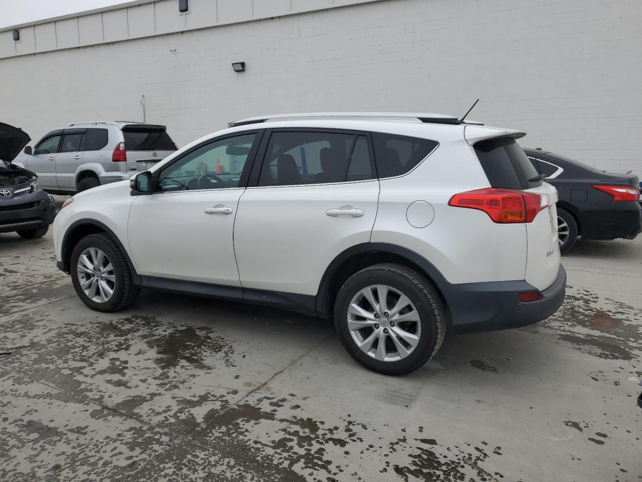 2013 Toyota RAV 4 - Image 2
