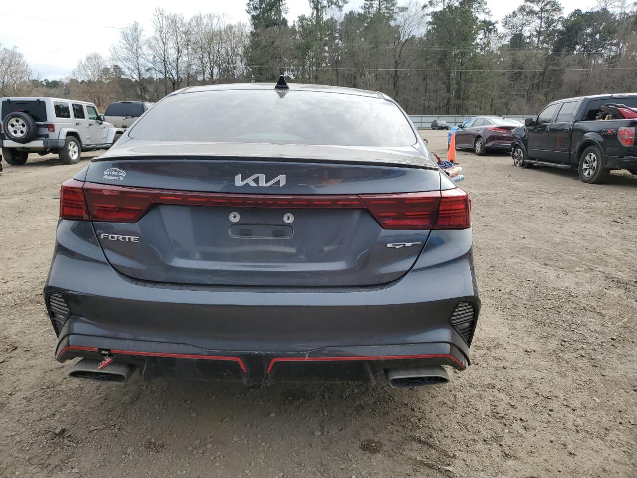 2023 Kia Forte - Image 6