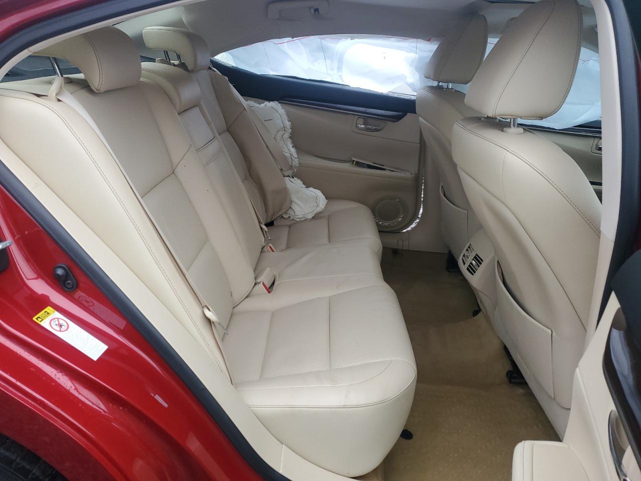 2014 Lexus ES - Image 10