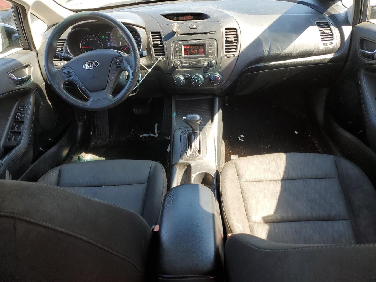 2016 Kia Forte - Image 8