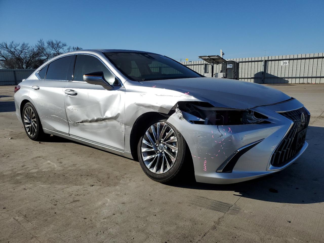 2024 Lexus ES - Image 4