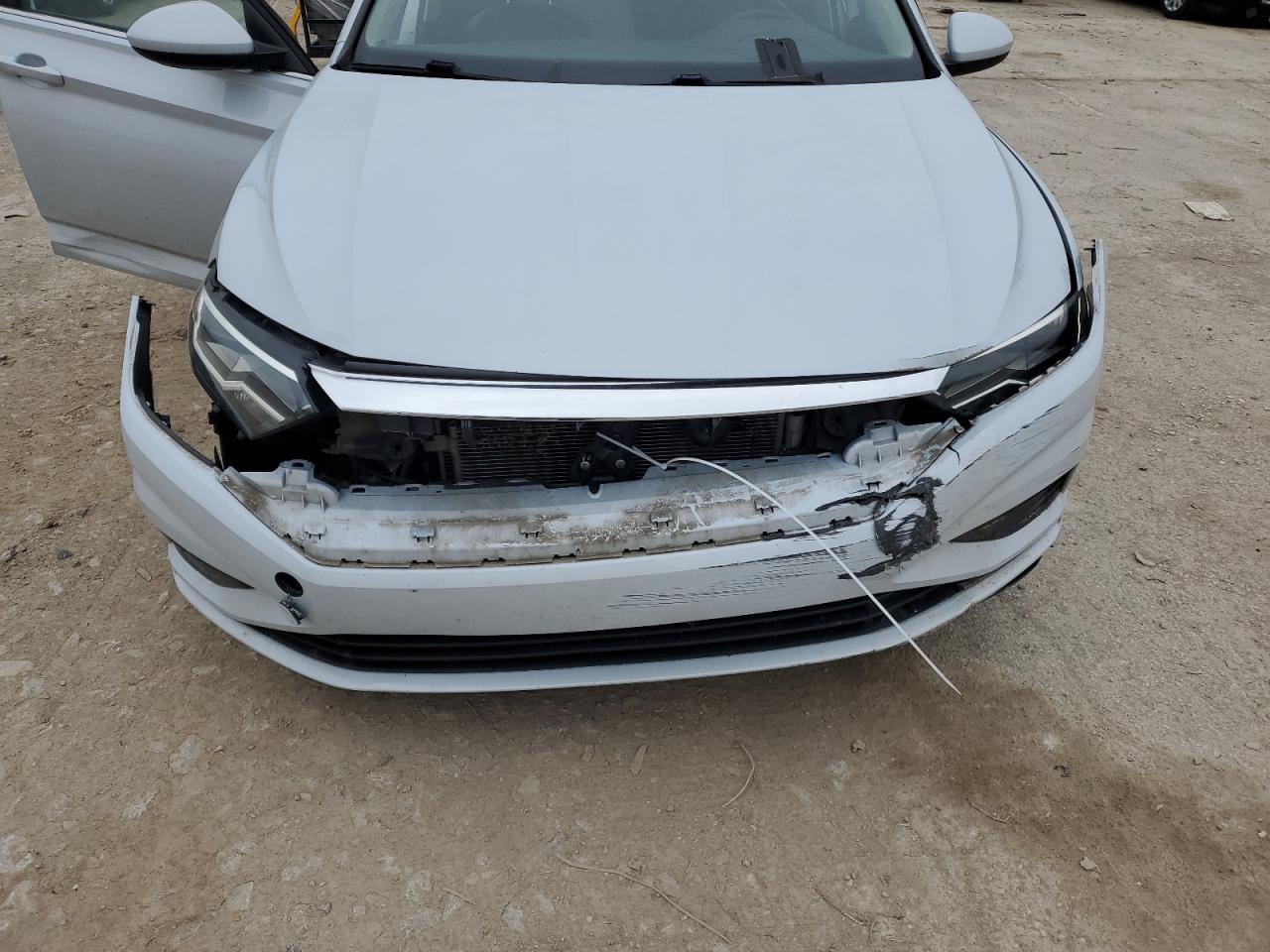 2019 Volkswagen Jetta - Image 11