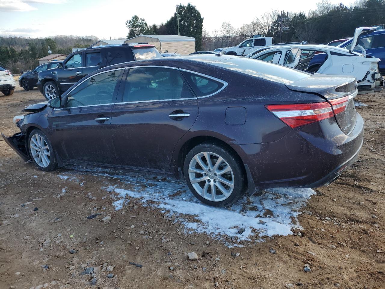 2013 Toyota Avalon - Image 2