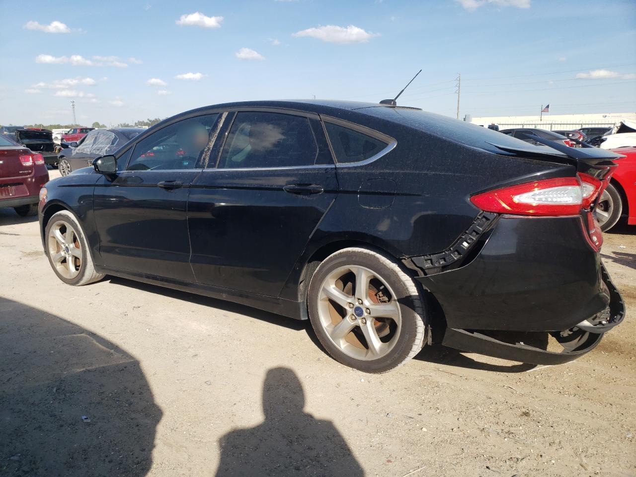 2016 Ford Fusion - Image 2