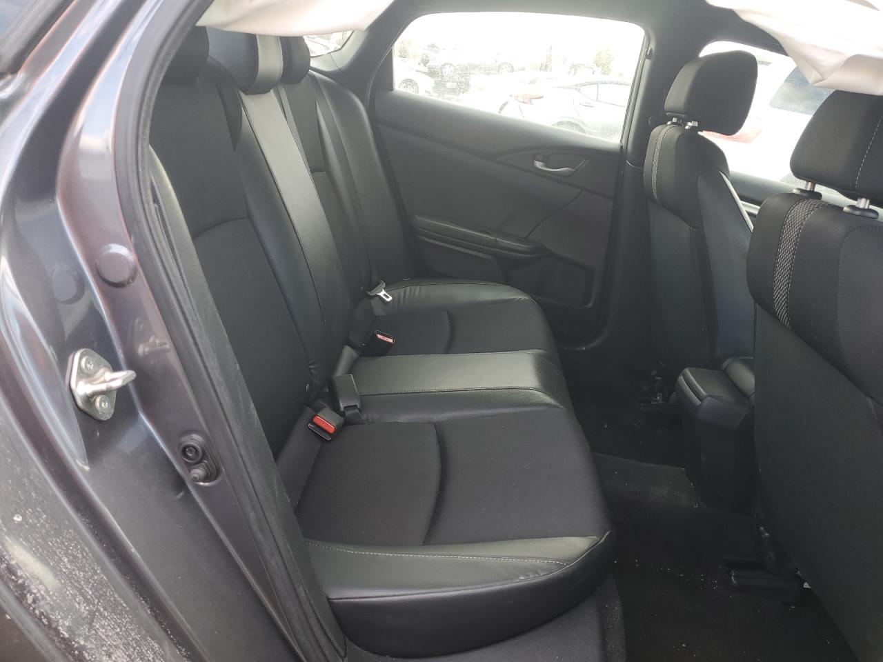 2019 Honda Civic - Image 10