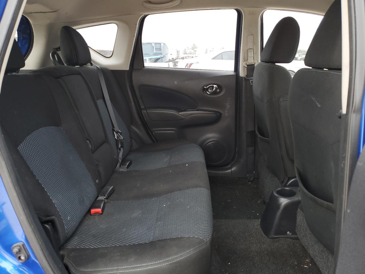 2015 Nissan Versa - Image 11