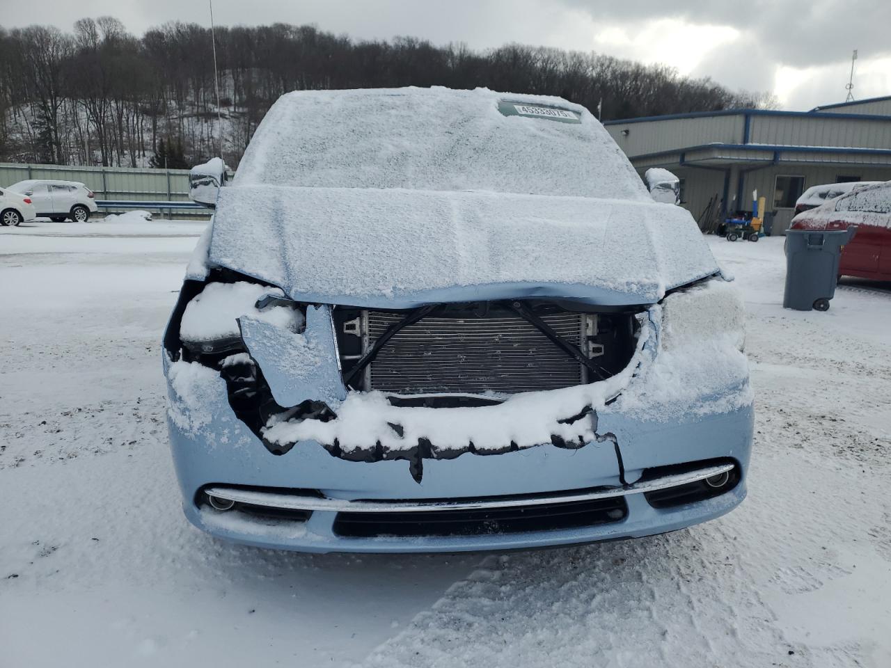 2013 Chrysler Town & Country - Image 5