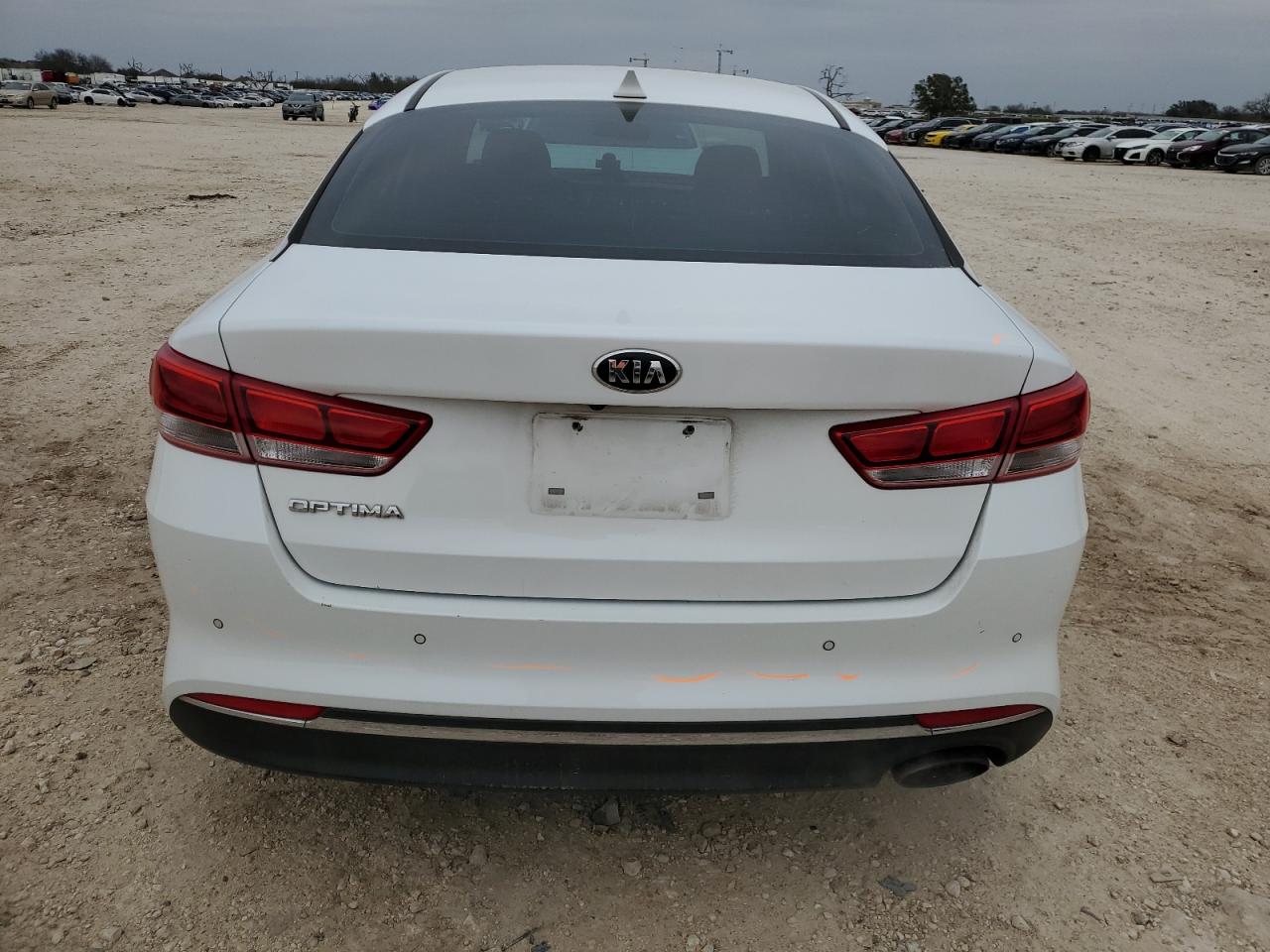 2018 Kia Optima - Image 6
