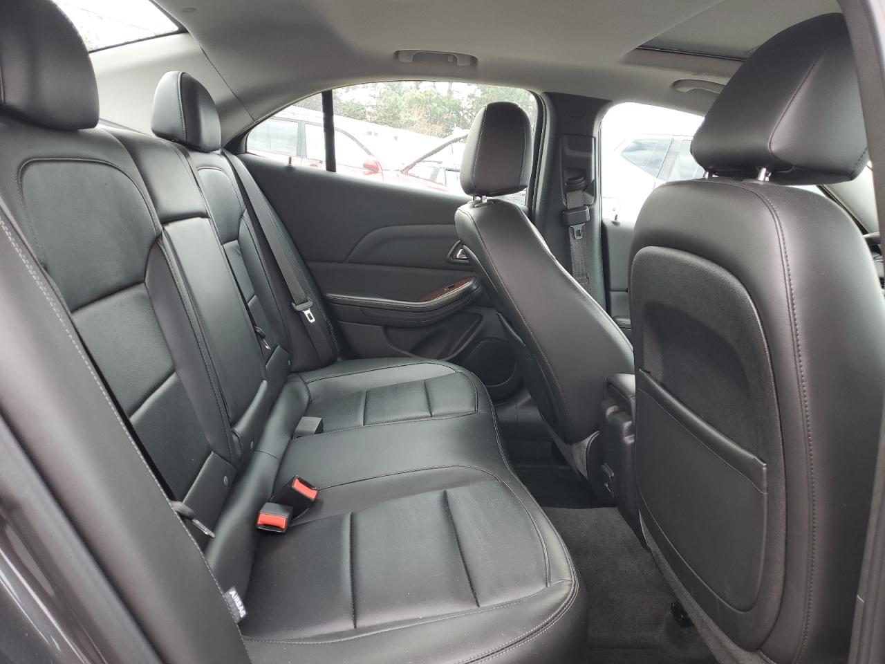 2013 Chevrolet Malibu - Image 10