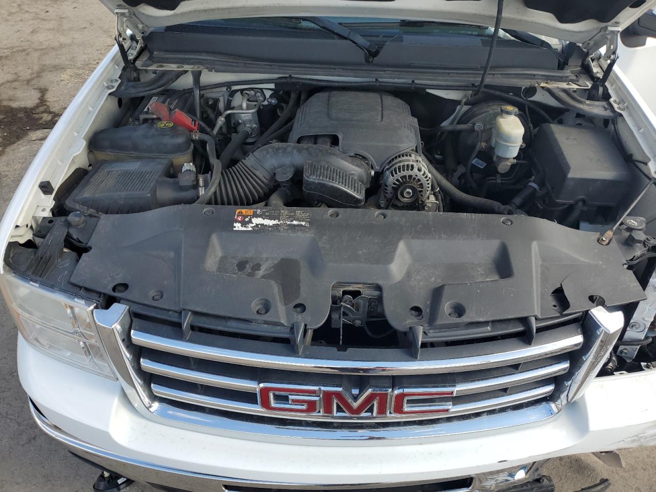 2012 GMC Sierra - Image 11