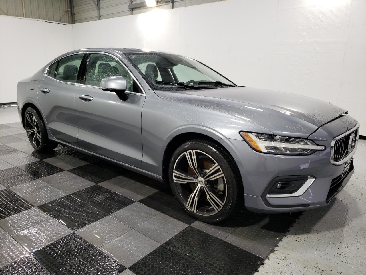 2021 Volvo S60 - Image 4