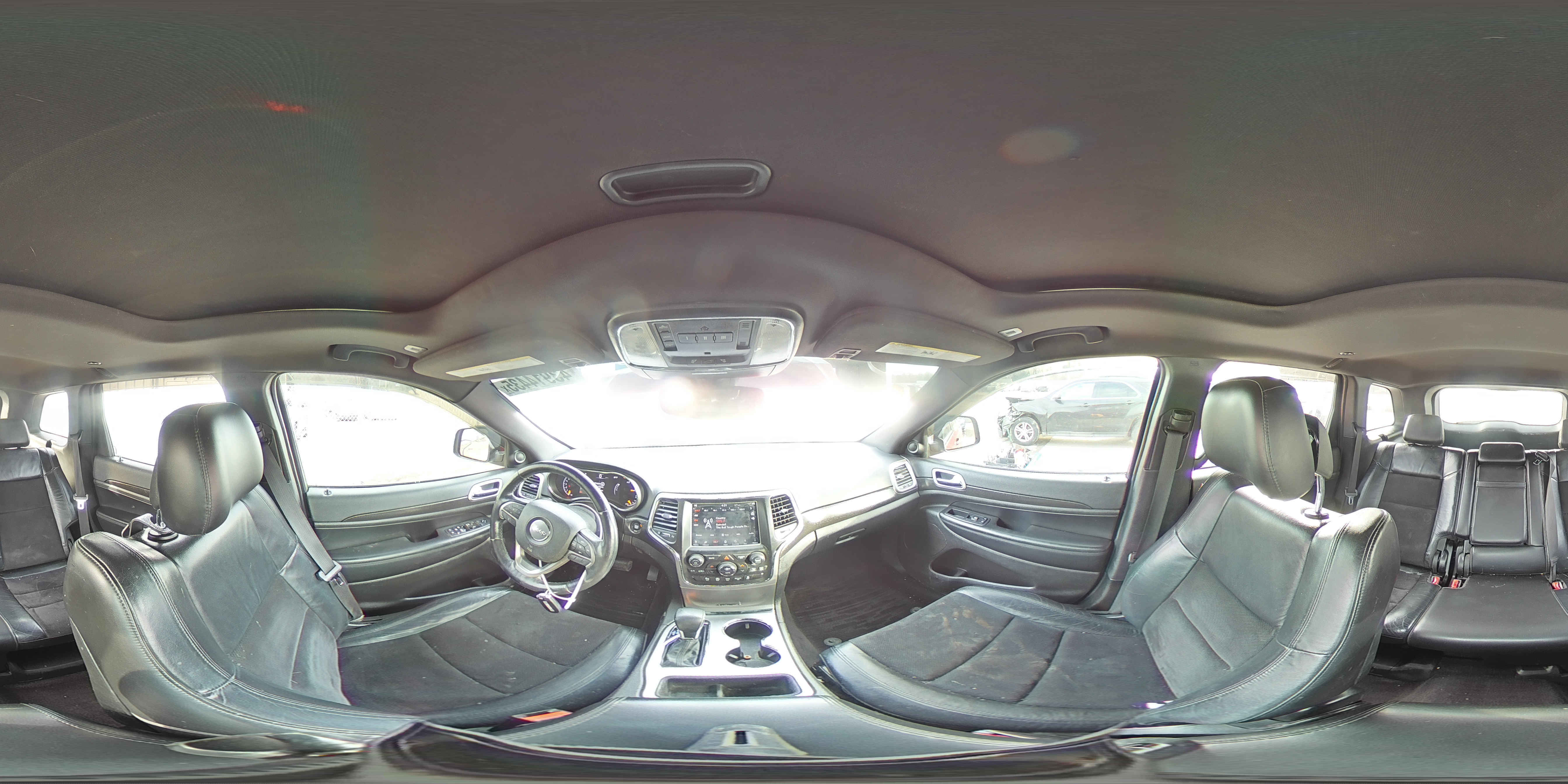 2018 Jeep Grand Cherokee - Image 14
