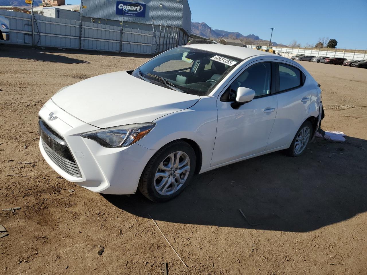 2017 Toyota Yaris - Image 1