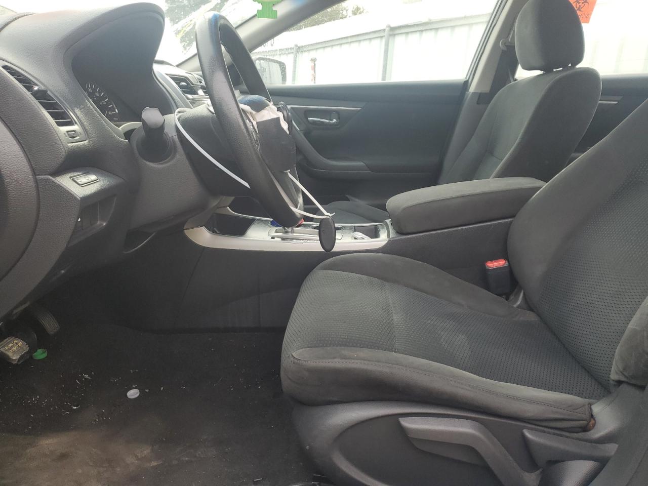 2015 Nissan Altima - Image 7