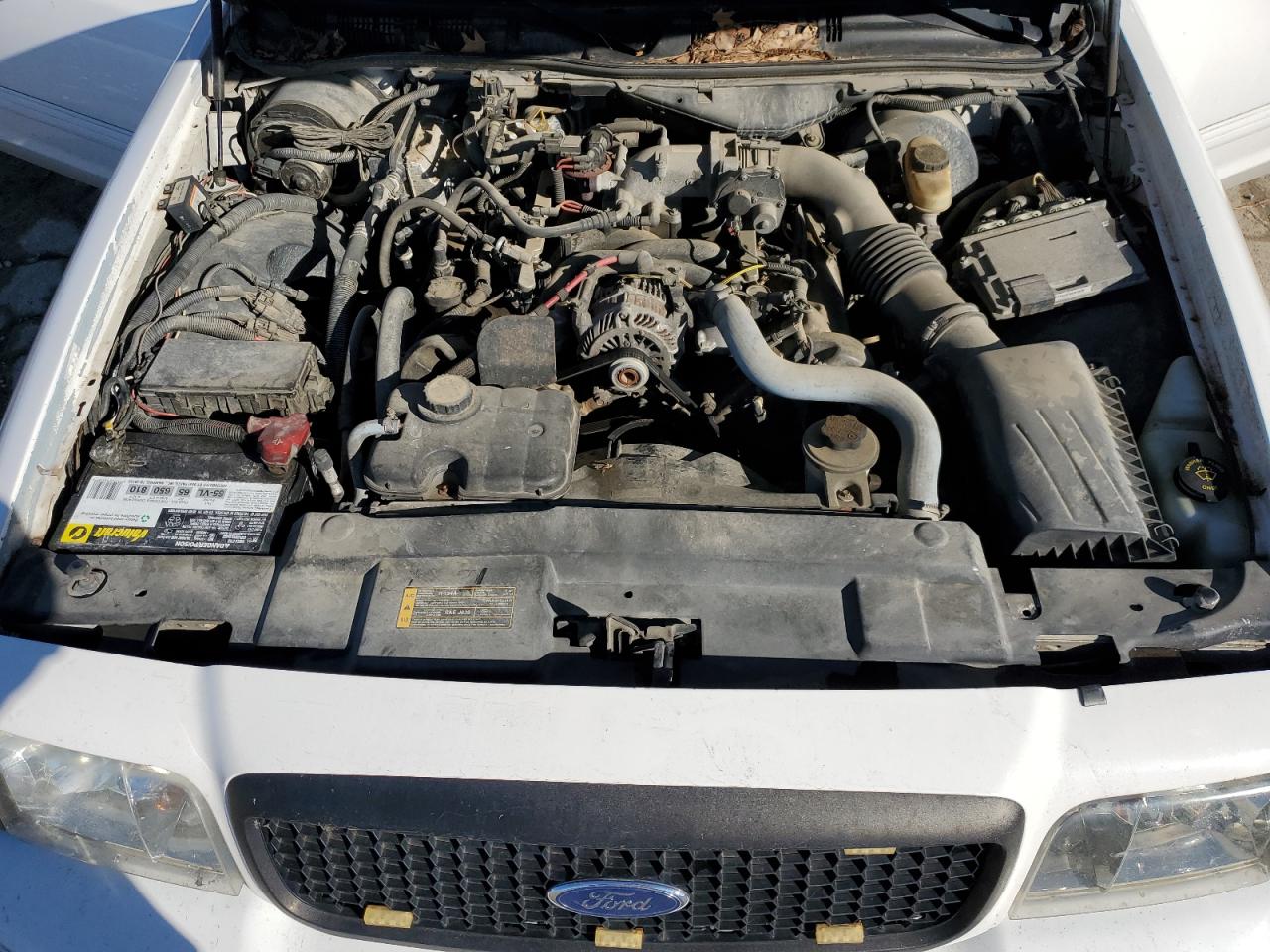 2009 Ford Crown Victoria - Image 11