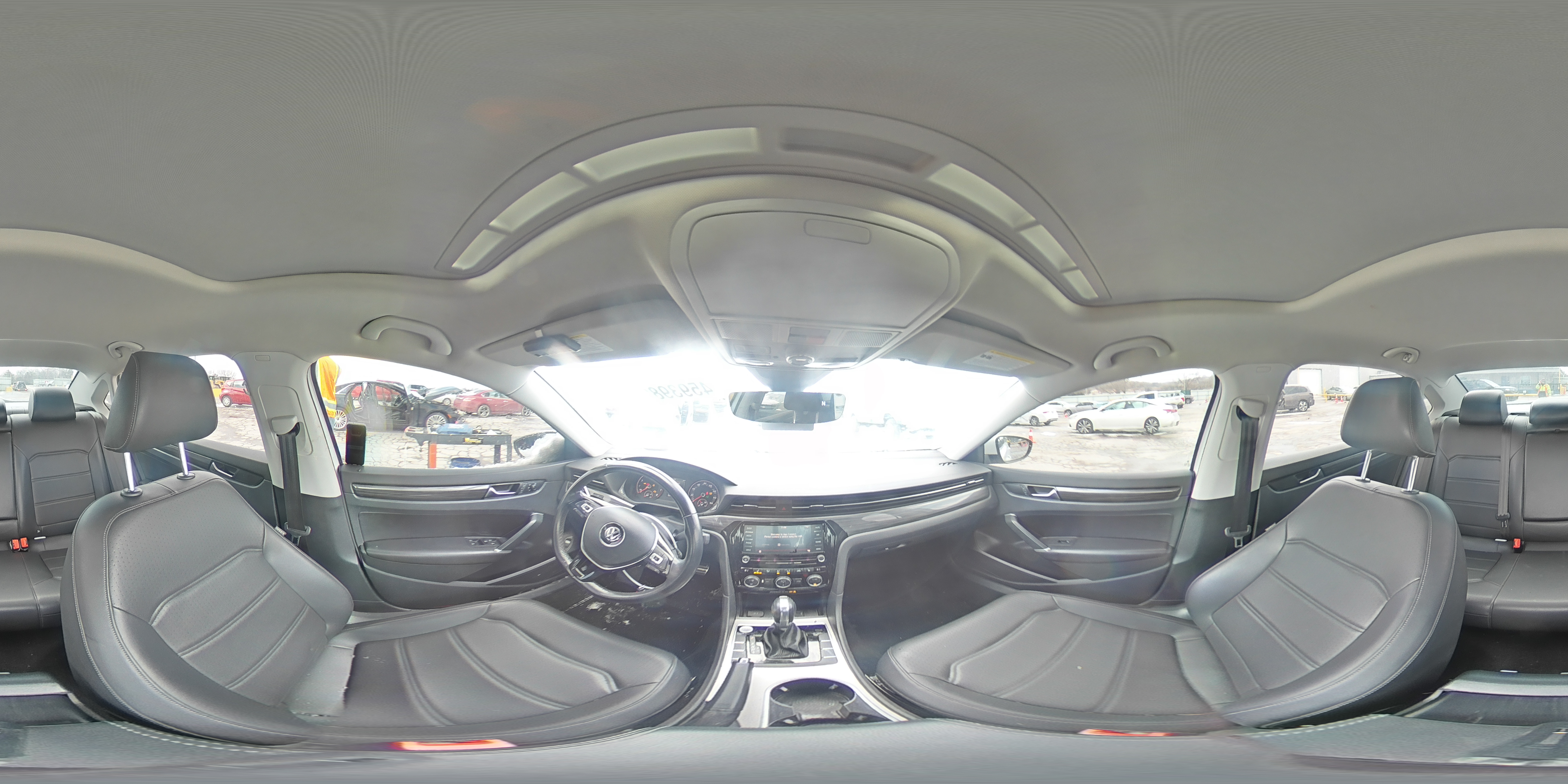 2020 Volkswagen Passat - Image 12