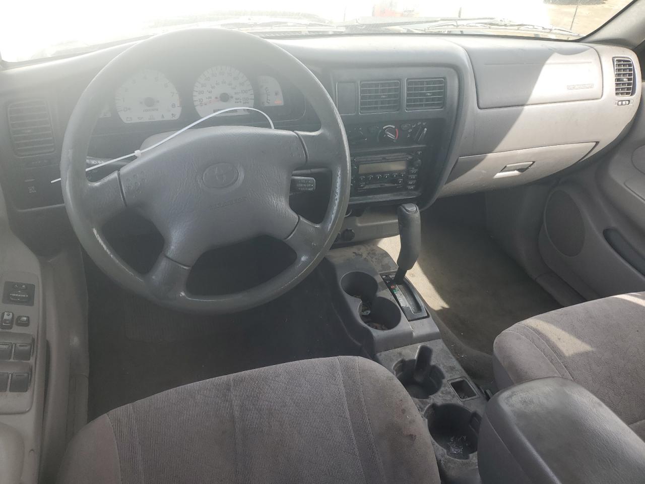 2001 Toyota Tacoma - Image 8